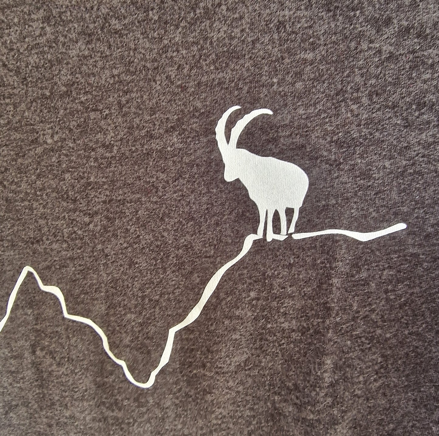 T-Shirt Steinbock auf Linie Gr. XS (Frau)